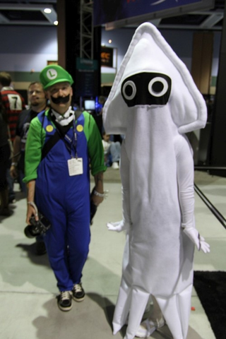 Illustration for article titled PAX Cosplay Day 2: This Time It's Personal